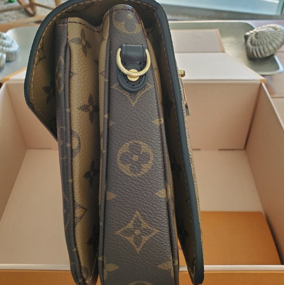 Extra photos of reverse metis pochette